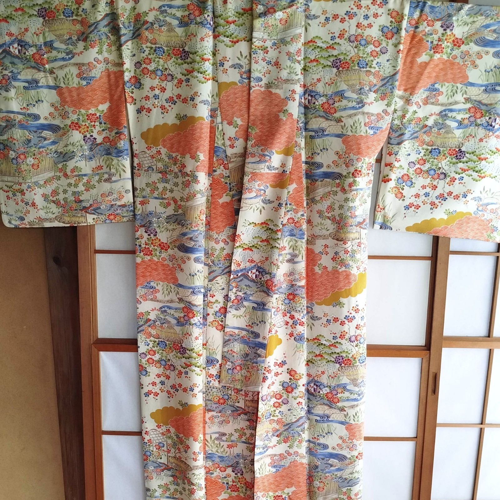 Vintage Silk Komon Kimono Cream Chirimen Stream Floral Seigaiha Pattern Japan