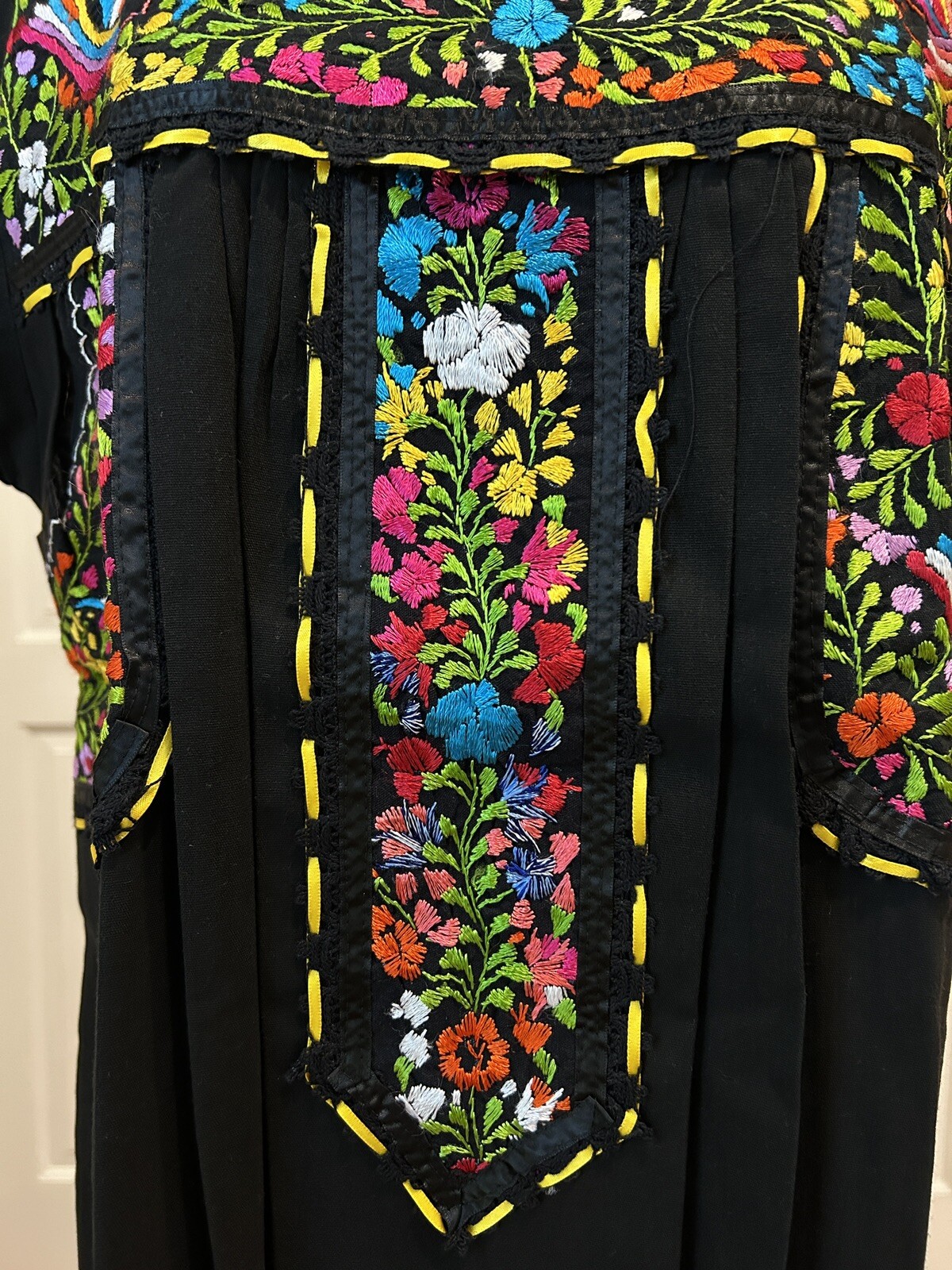 Mexican Black dress, Oaxaca dress, hand embroidery dress.