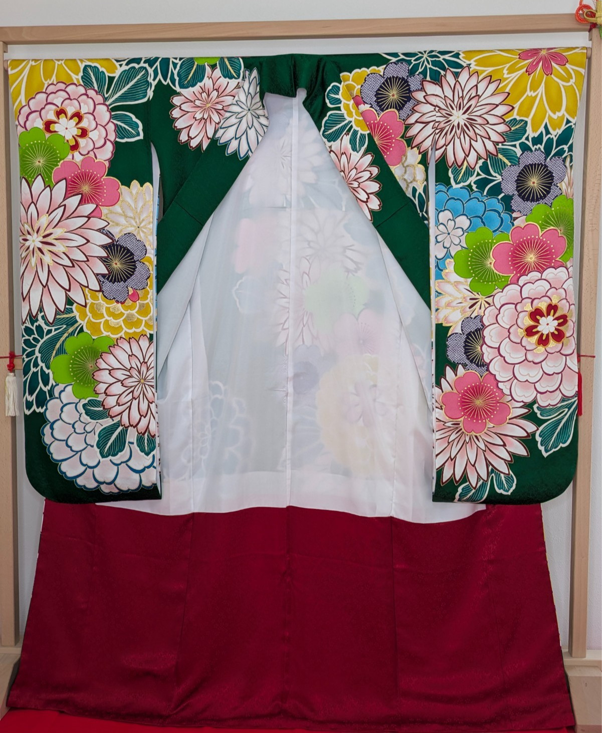 Japanese Kimono Silk Furisode Green Gorgeous Colored Floral Big SIze Textile Art