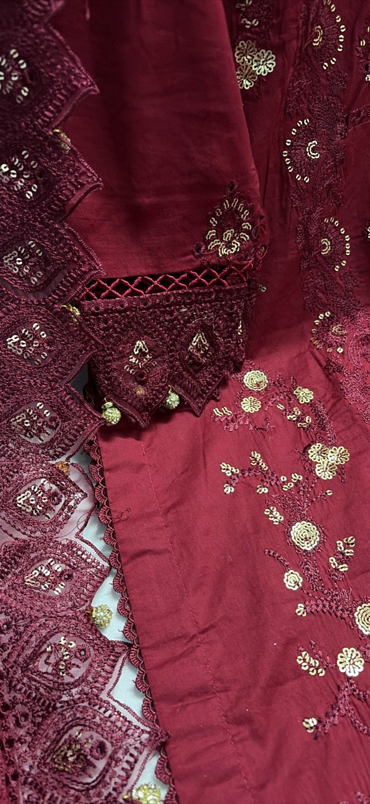 Indian Pakistani Lawn Embroidered Three Piece Suit Size Small New With Zipper