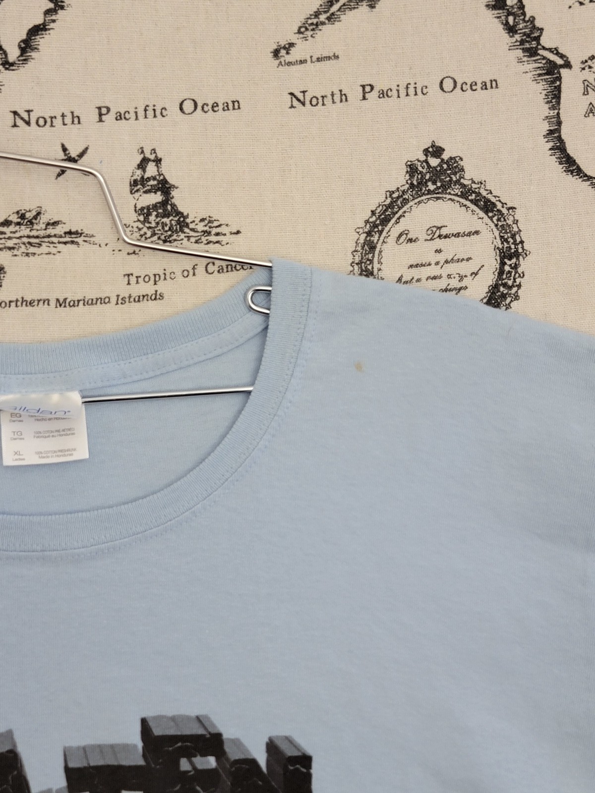 Gildan XL Ladies Light Blue Colten Smash Hulk Graphic T-Shirt Used