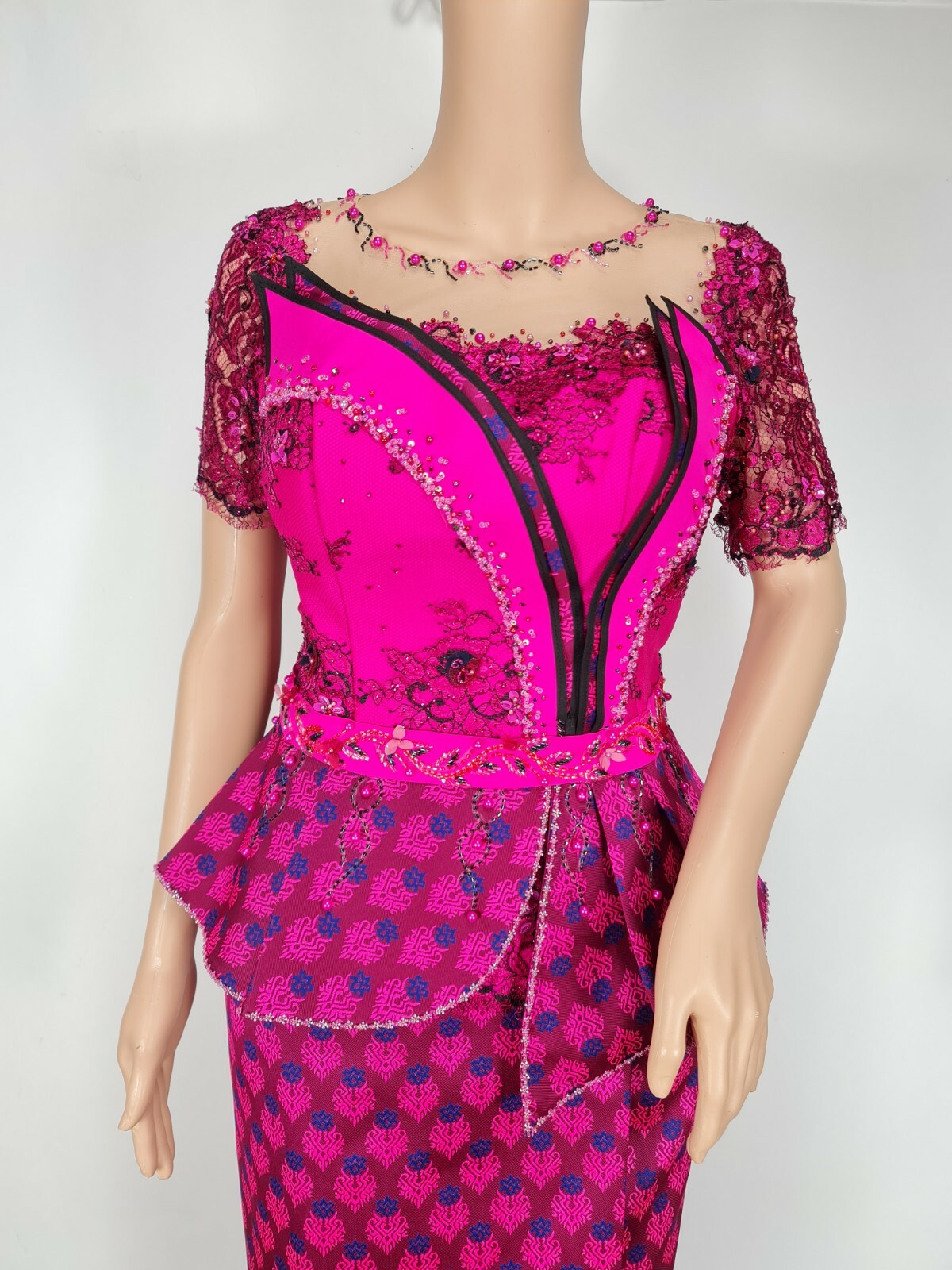 Cambodia Khmer Traditional Out fit Women Sz L Deep Pink Lace Korean Silk Skirt