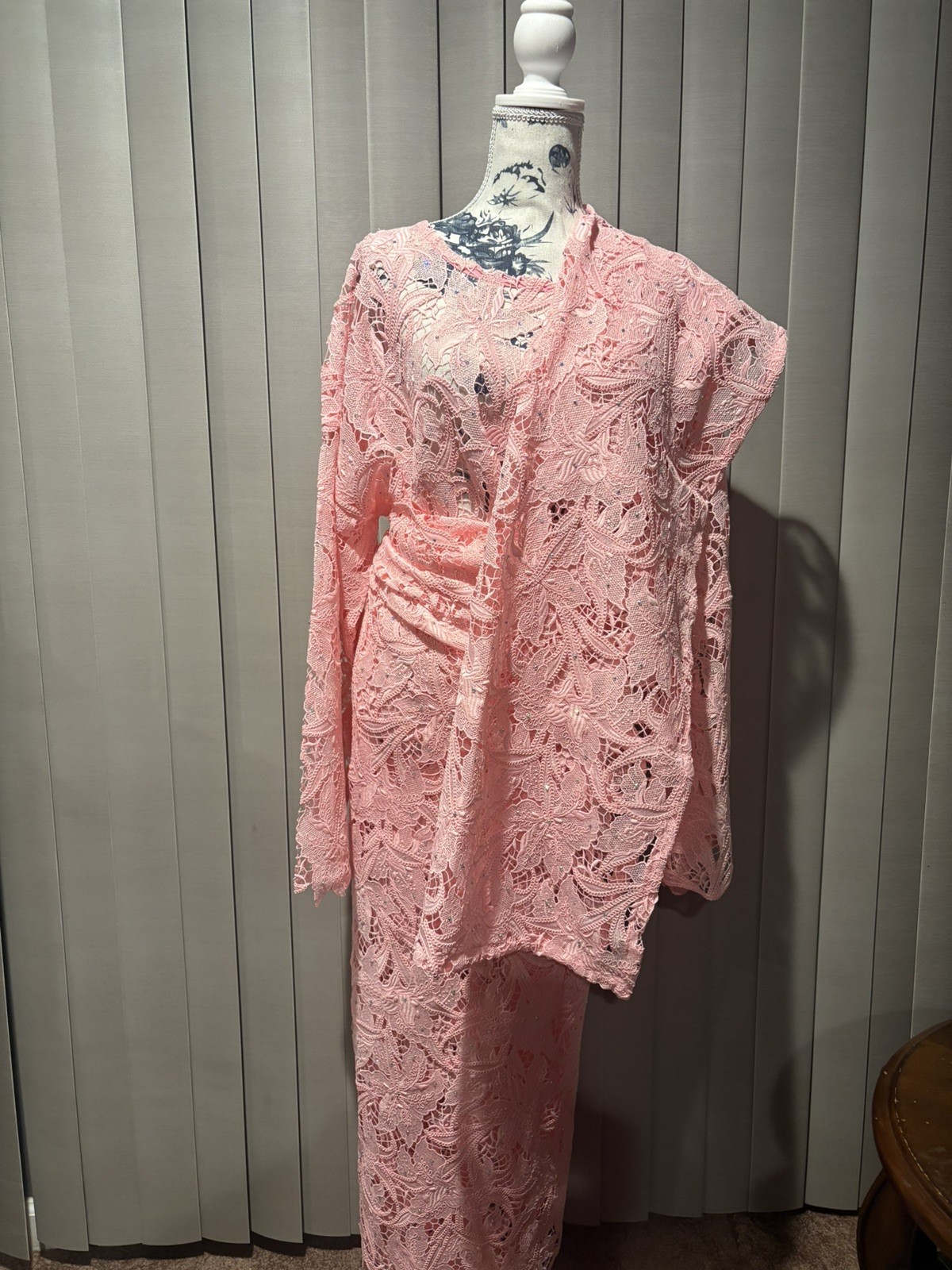 Lace Swiss Guipure Set African Iro and Buba Women’s Peach Colored New With Tags