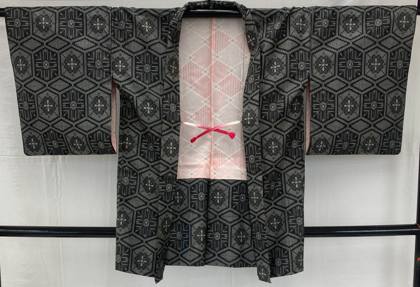Japanese Vintage Kimono Haori Jacket Silk Black Oshima Traditional Authentic34in