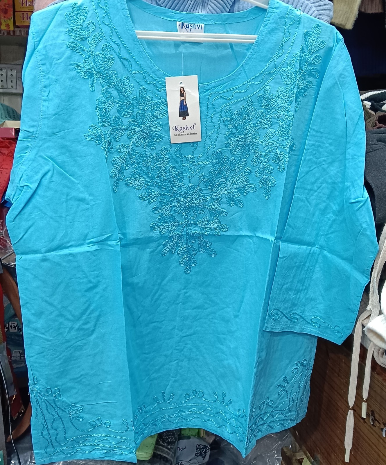 Women’s Indian Cotton Kurti – Floral Embroidered Ethnic Kurta Top