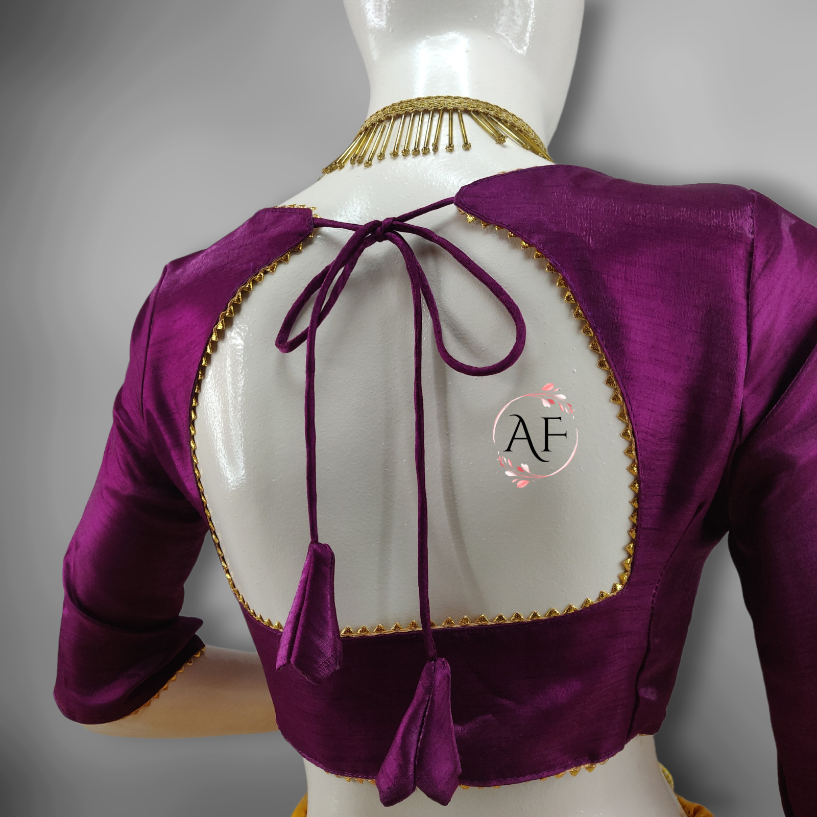 Stunning Silk Blouse in Magenta | Sweetheart Neck Style | Versatile Saree/Top.