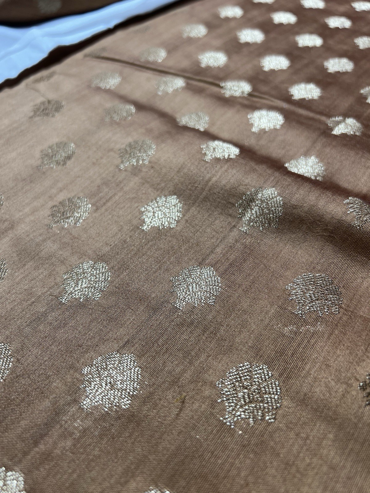 New Women Pure Banarasi Dhupion Silk Blend Banarasi Brown Gold Tassel Saree