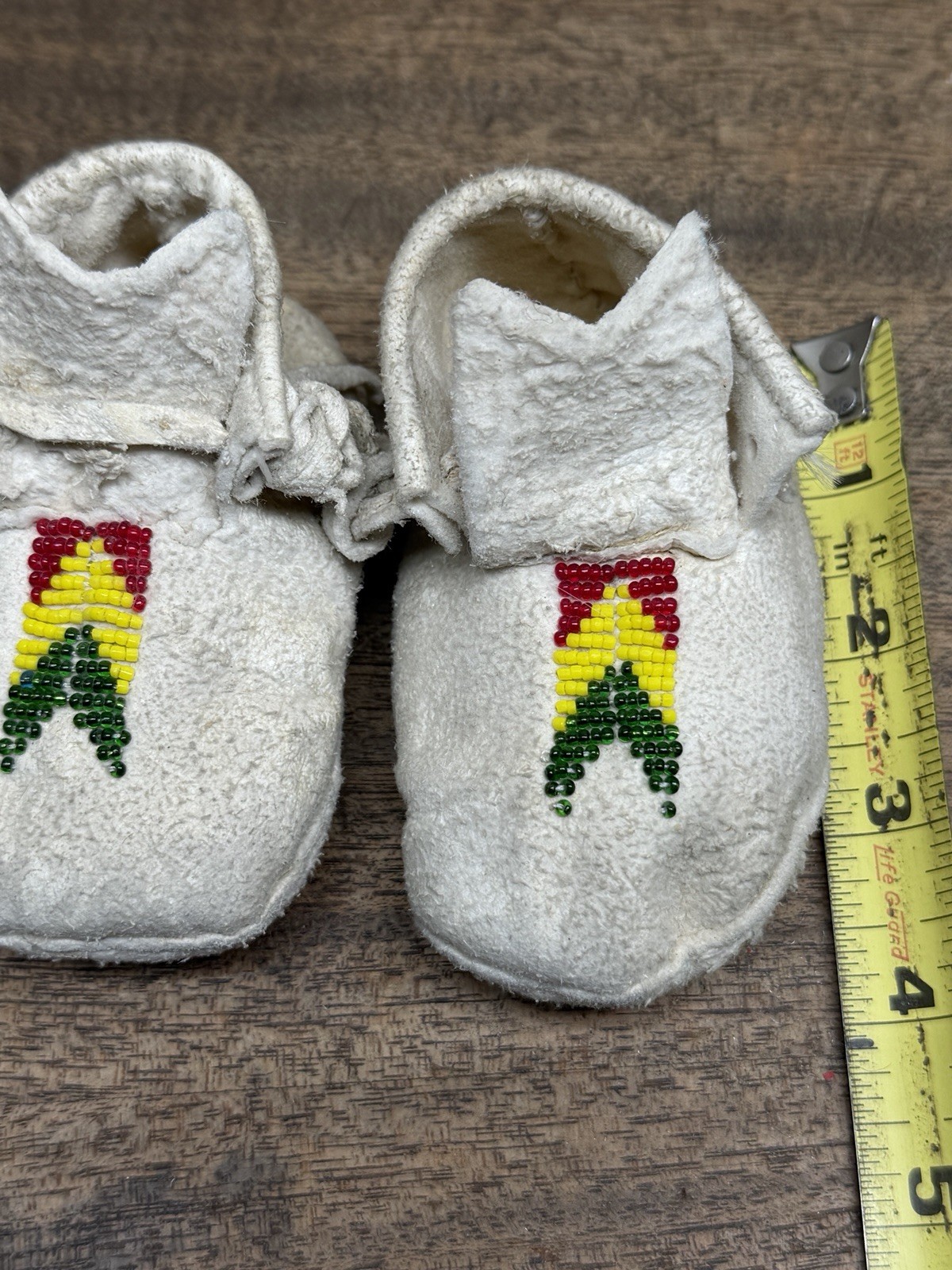 Baby Beaded Buckskin moccasins ~ Small
