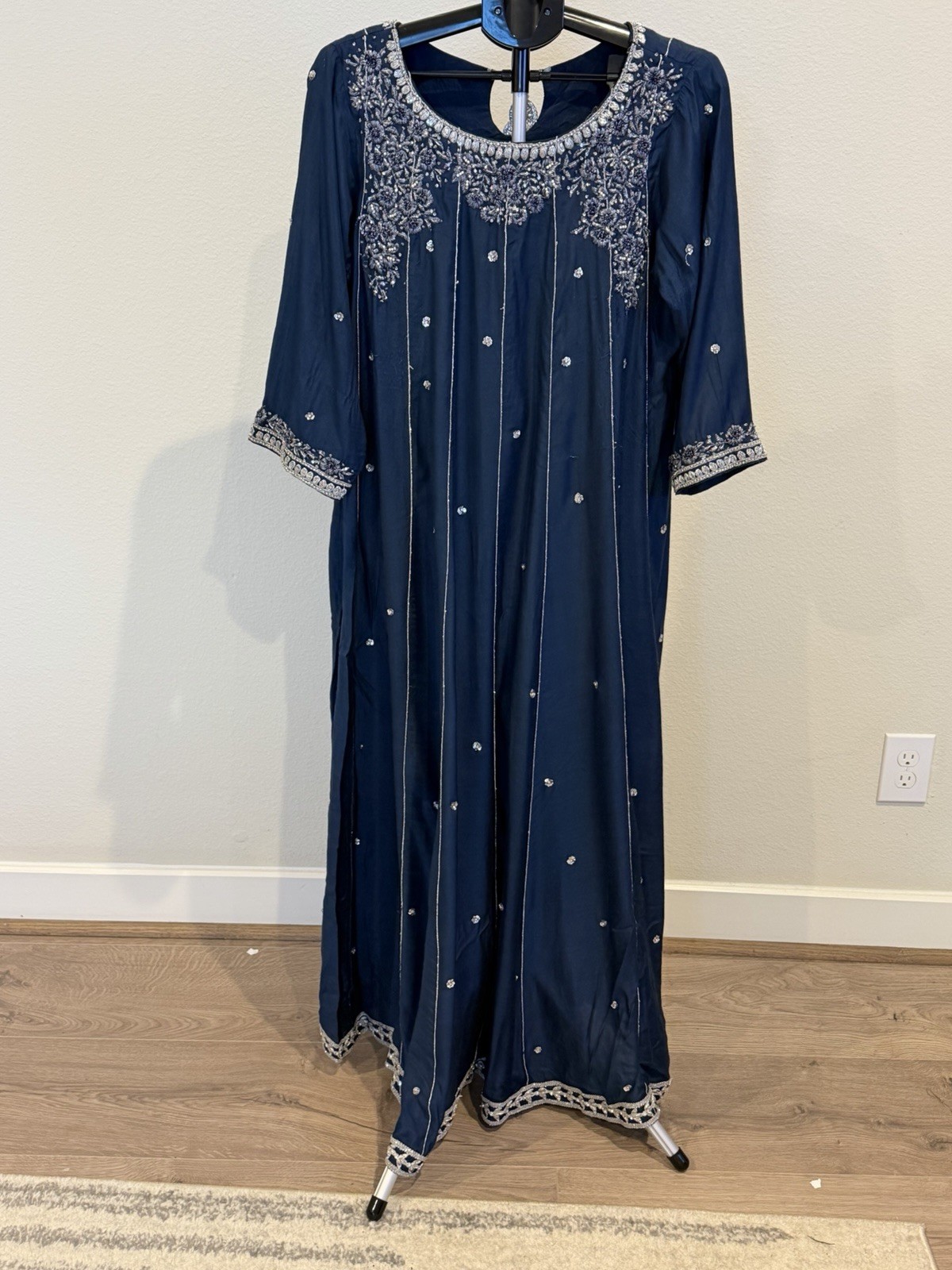 2 PC Formal Pakistani Pishwaas – FREE SHIPPING
