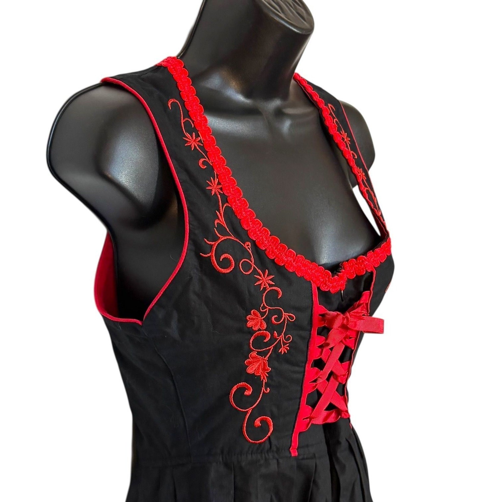 BLACK & RED WOMENS DIRNDL LACE UP FRONT OCTOBERFEST TRADITIONAL RETRO SZ 32 XS S