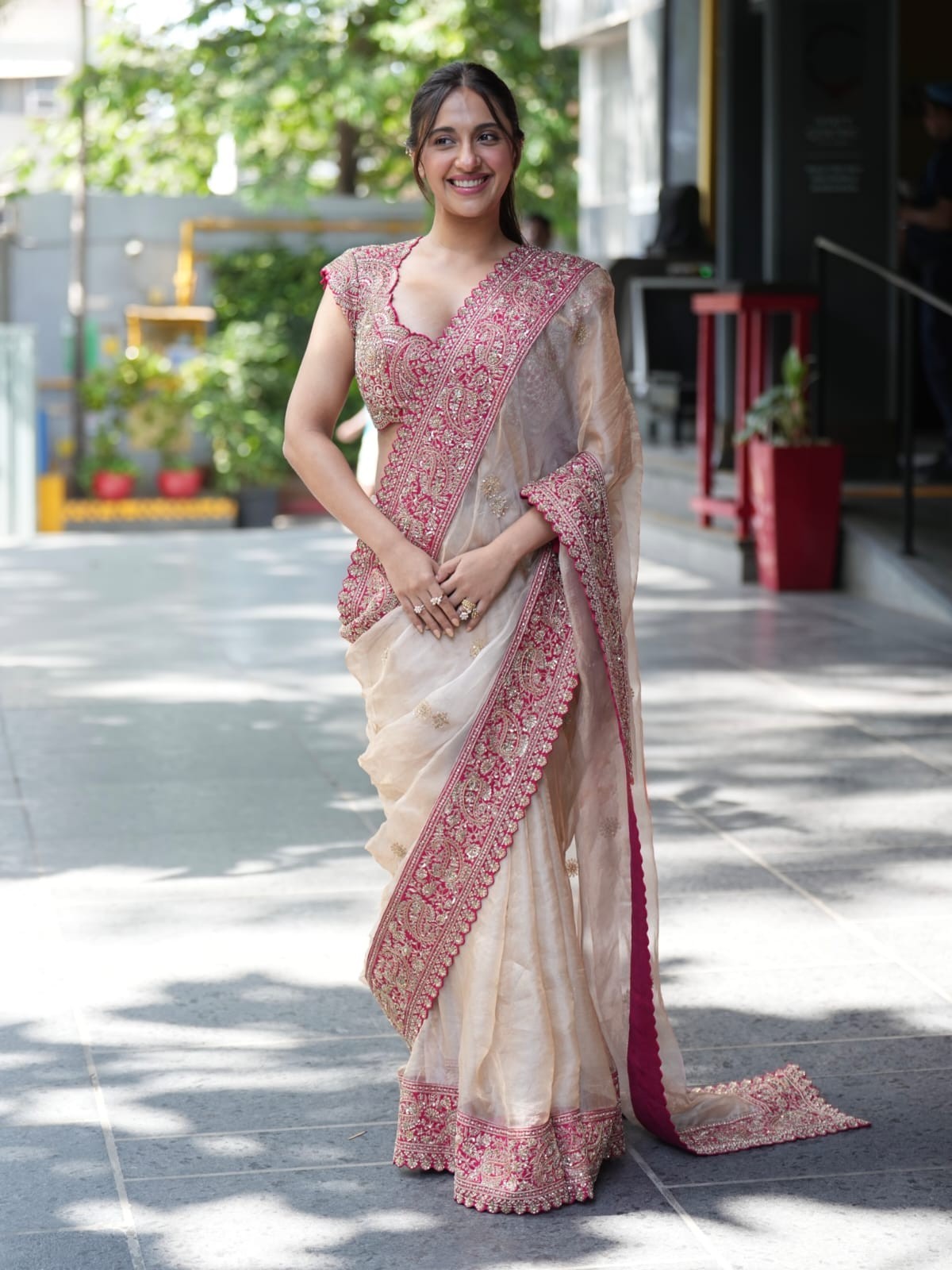 Champagne Gold Silk Organza Saree Red Embroidered Blouse Indian Wedding Party