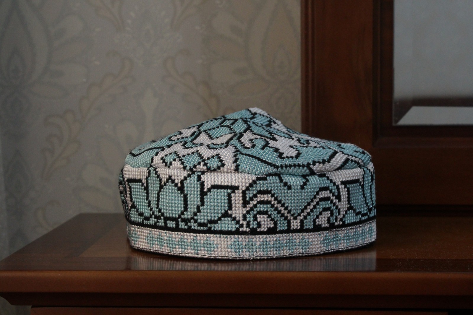 Uzbek Embroidered Skull-cap 23.2″/59cm Traditional Kufi Hat Ethnic Doppa Unisex