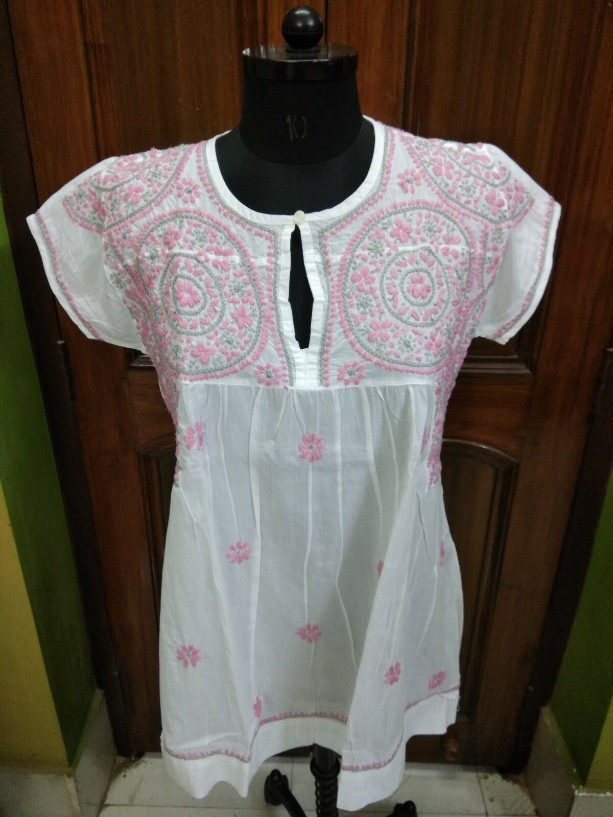 ARTIFICER TOP L 42″ HANDMADE 100% COTTON ETHNIC TUNIC KURTI CHIKAN EMBROIDERY