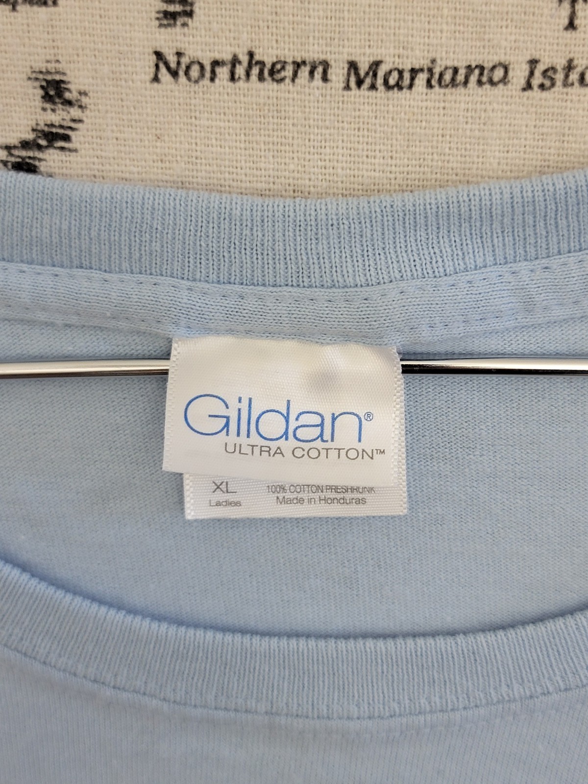 Gildan XL Ladies Light Blue Colten Smash Hulk Graphic T-Shirt Used
