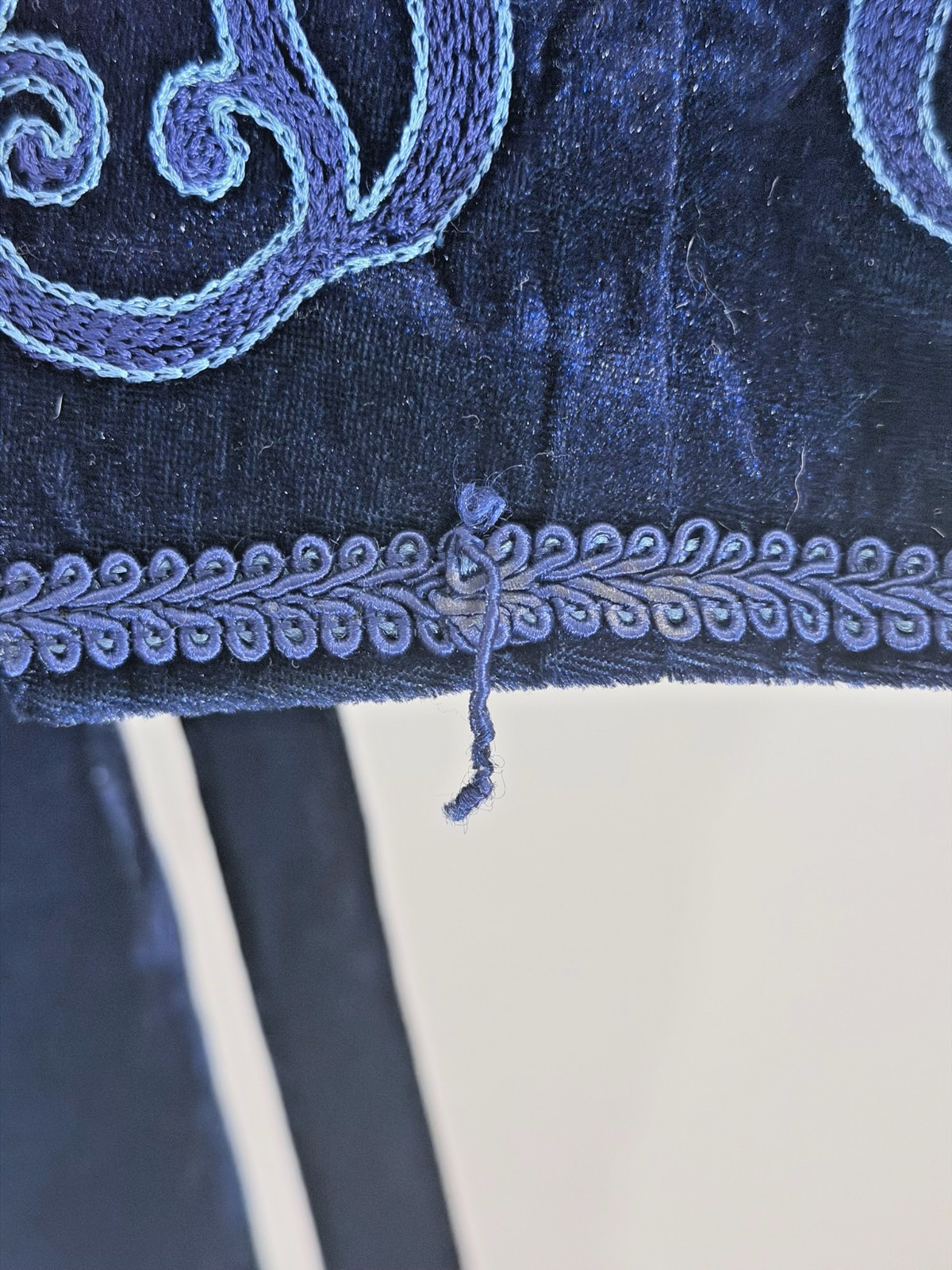 Ceremonial Uzbek Chapan Velvet Robe – Blue Embroidery – Central Asian