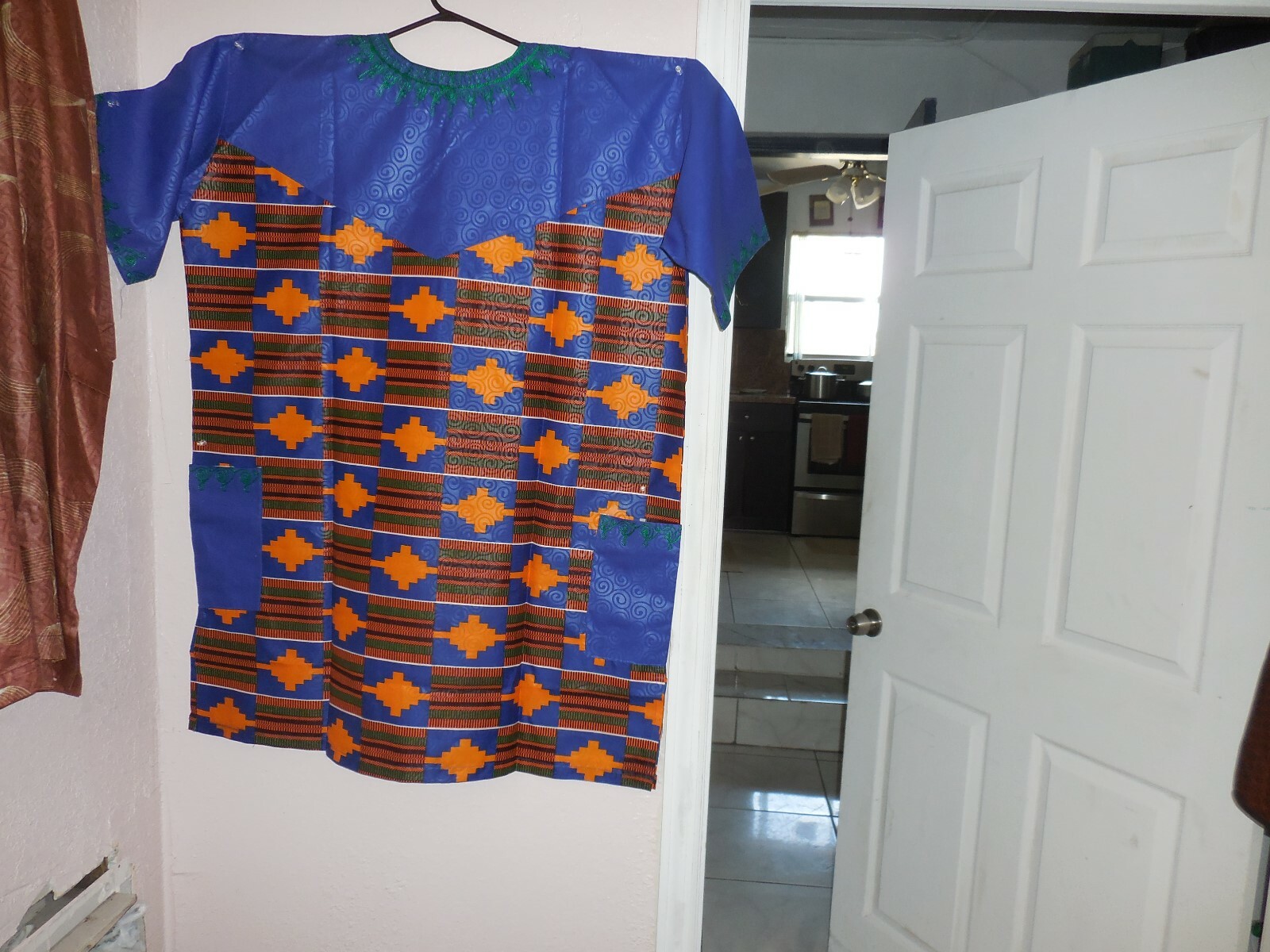 AUTHENTIC EMBRODARY FRONT AND BACK AFRICAN BRAND NEW MEN DANSHIKI ANKARA WAX