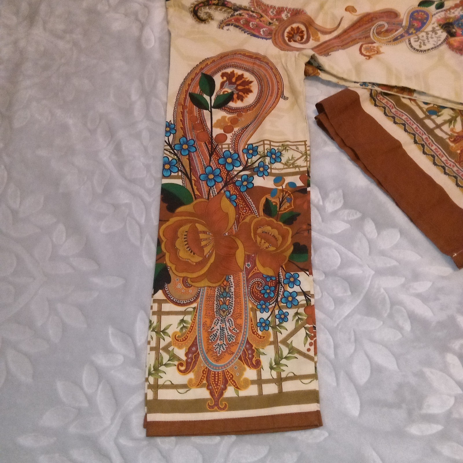Gul Ahmed Ideas pret Kurta Size Small, Light Weight, Durable. Colorful Browns