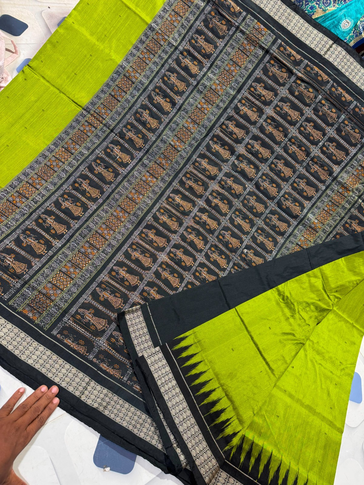 Exquisite Pasapali silk sarees from Odisha with intricate we – Handmade in India