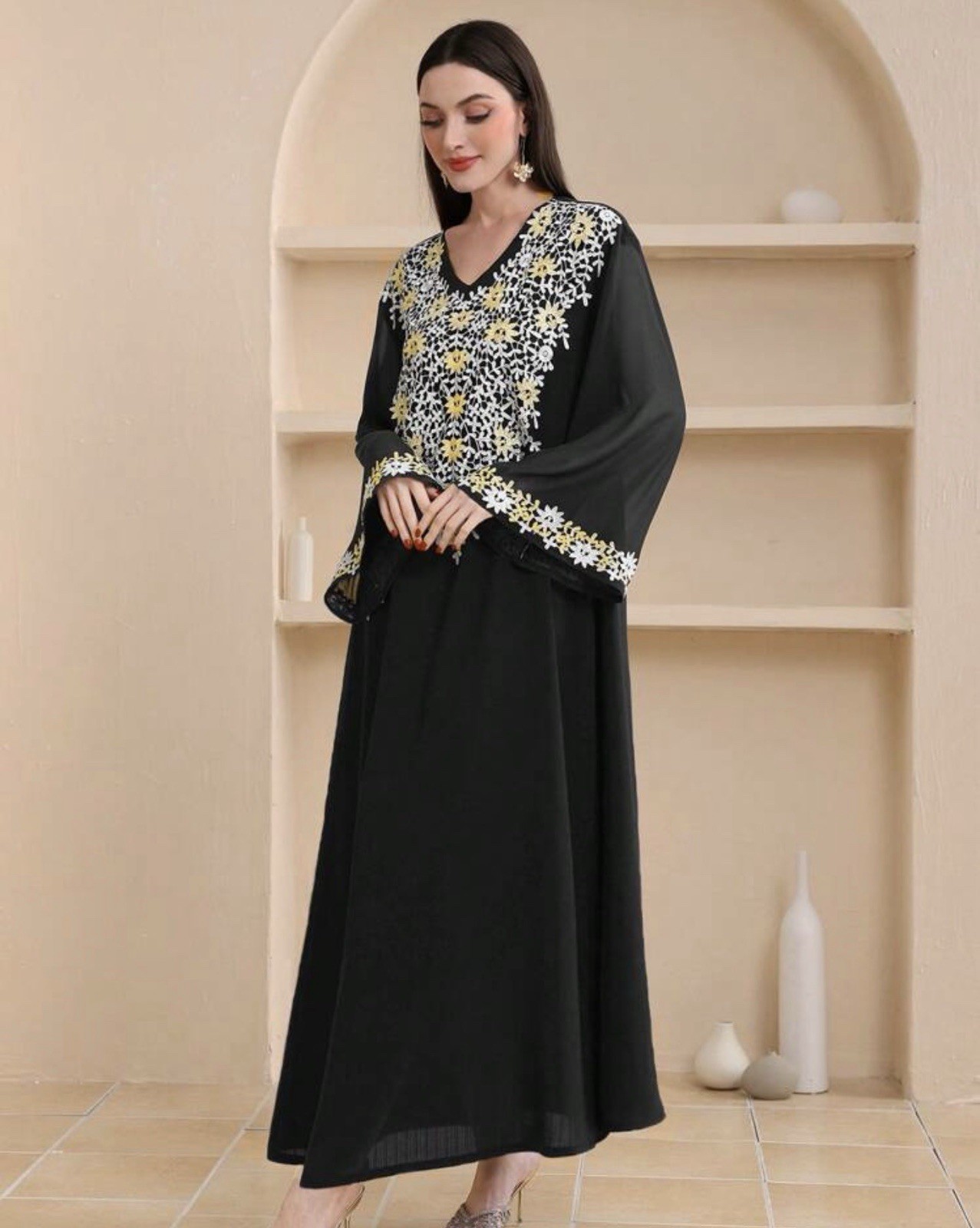 High quality Abaya V-Neck Flare Sleeve Dress Women’s Size L- Xl New