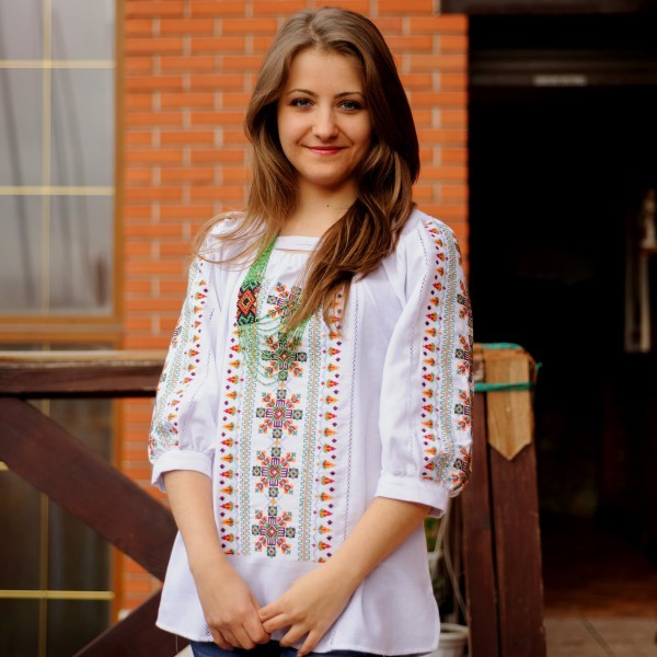Ukrainian embroidered traditional shirt for ladies, blouse, sorochka vyshyvanka.