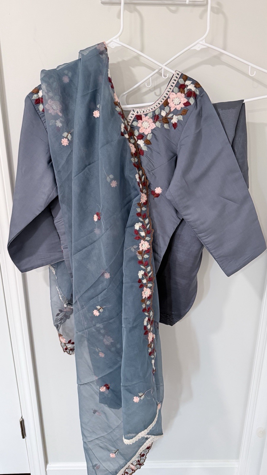 Indian Kameez Shalwar With Net Dupata