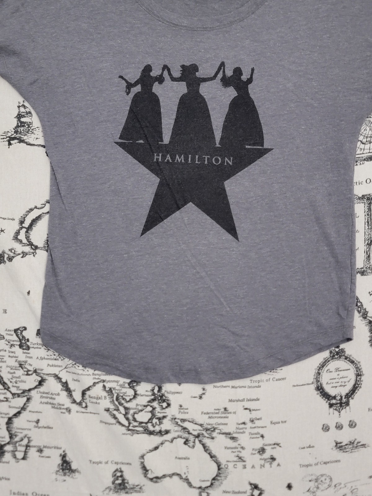 Hamilton Musical T-Shirt Women’s Graphic Tee Size S Dolman Sleeve