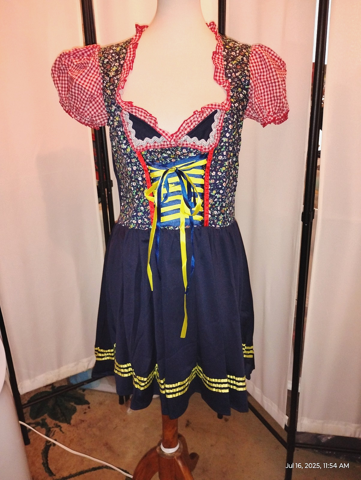 Cute SEXY NEW! Ladys,US sz 10/12.Germany,Oktoberfest,2-pc.Beer Stein Babe