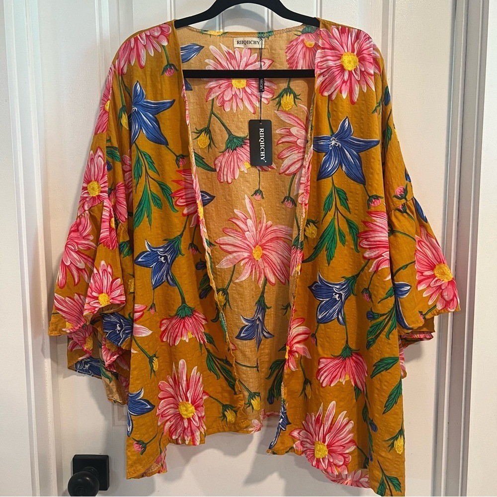 Riiqiichy Floral Gold Cardigan Kimono with Pink and Blue Flowers. OS. NWT.