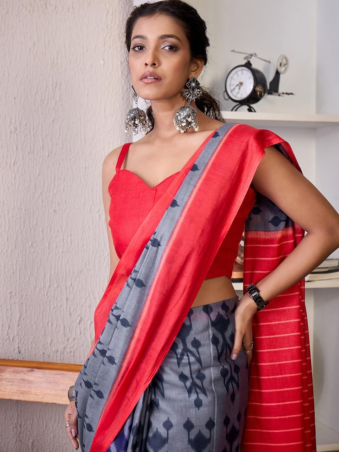 Women’s Cotton Blend Bandhani Printed Saree With Unstitched Blouse Piece