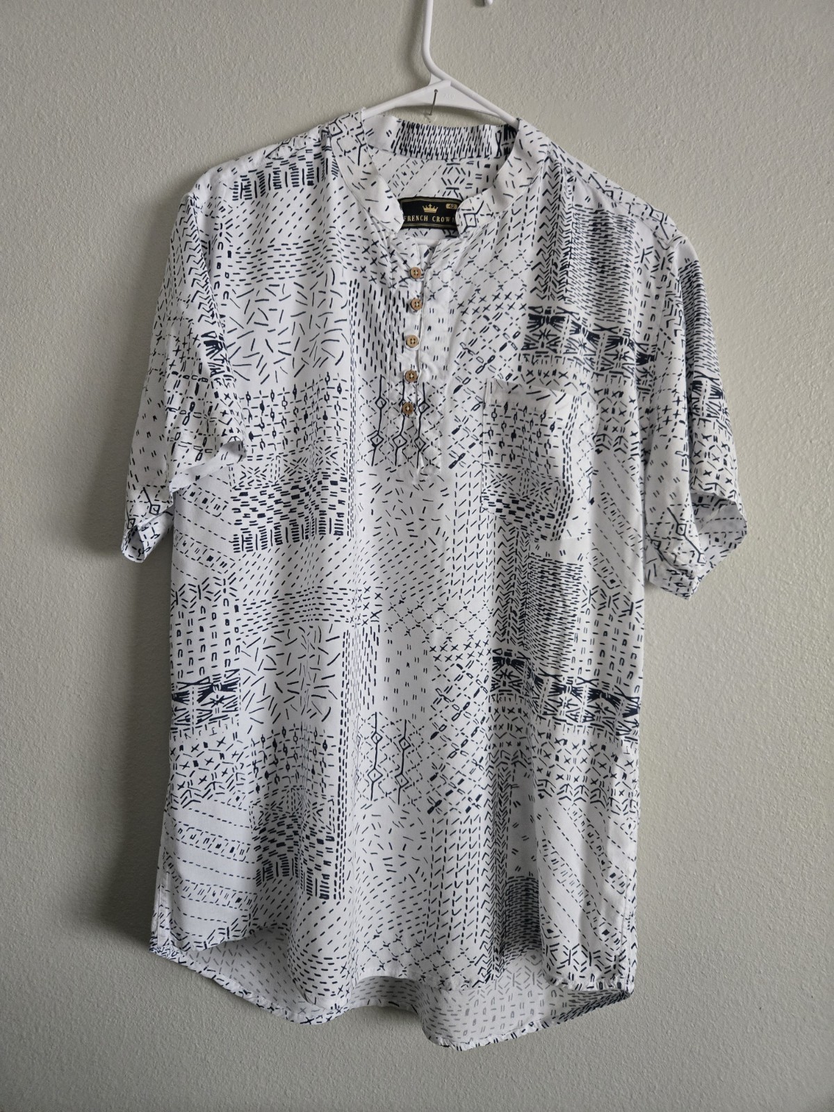 French Crown Mens 42 Shirt White Navy Blue Geometric Pattern Henley Pocket Kurta