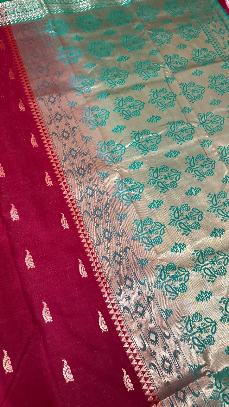 Elegant Red Satin Silk Saree – Traditional Indian Wedding & Festive Wear