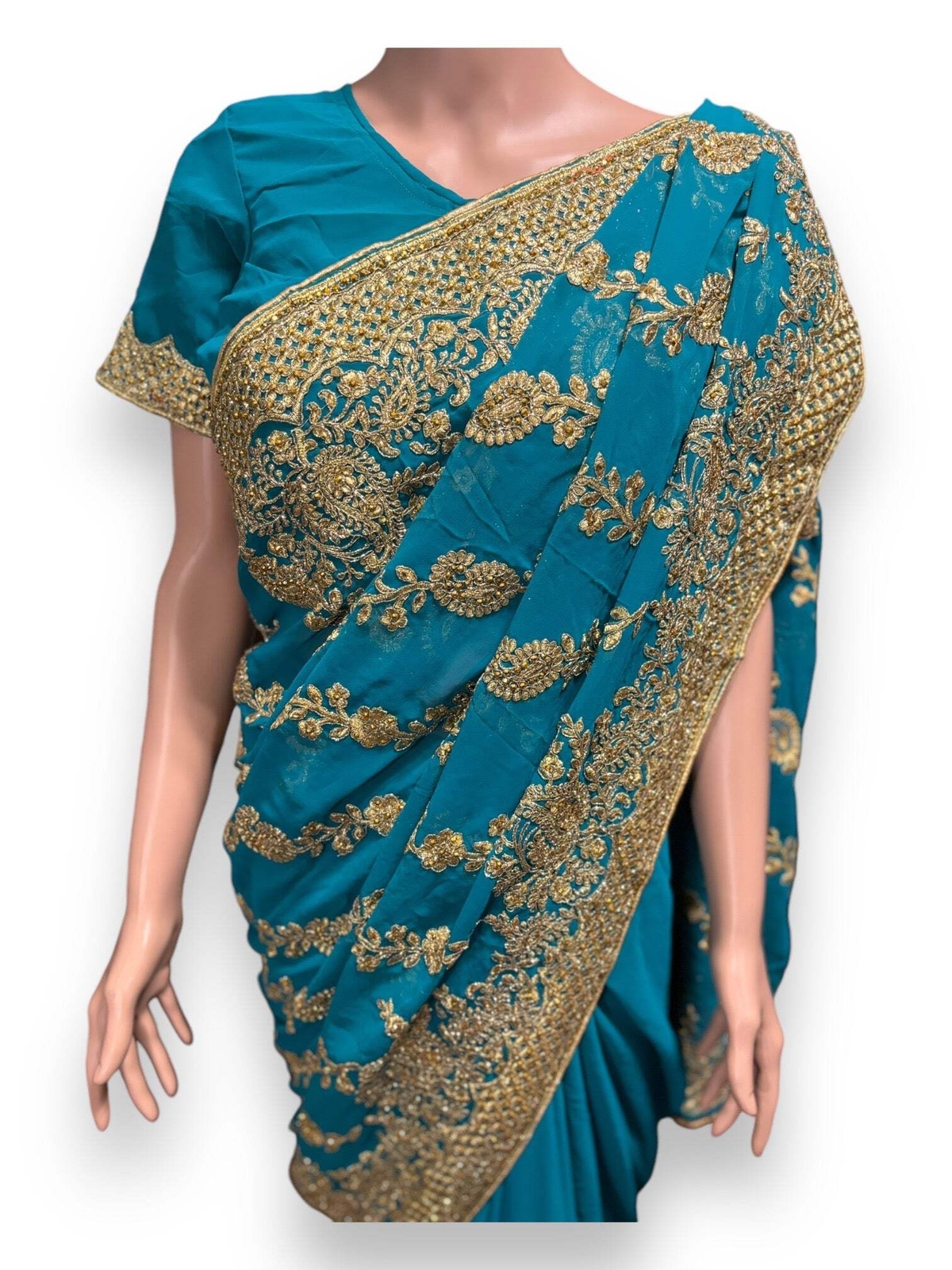 Traditional Designer Saree with Ready Blouse – 015