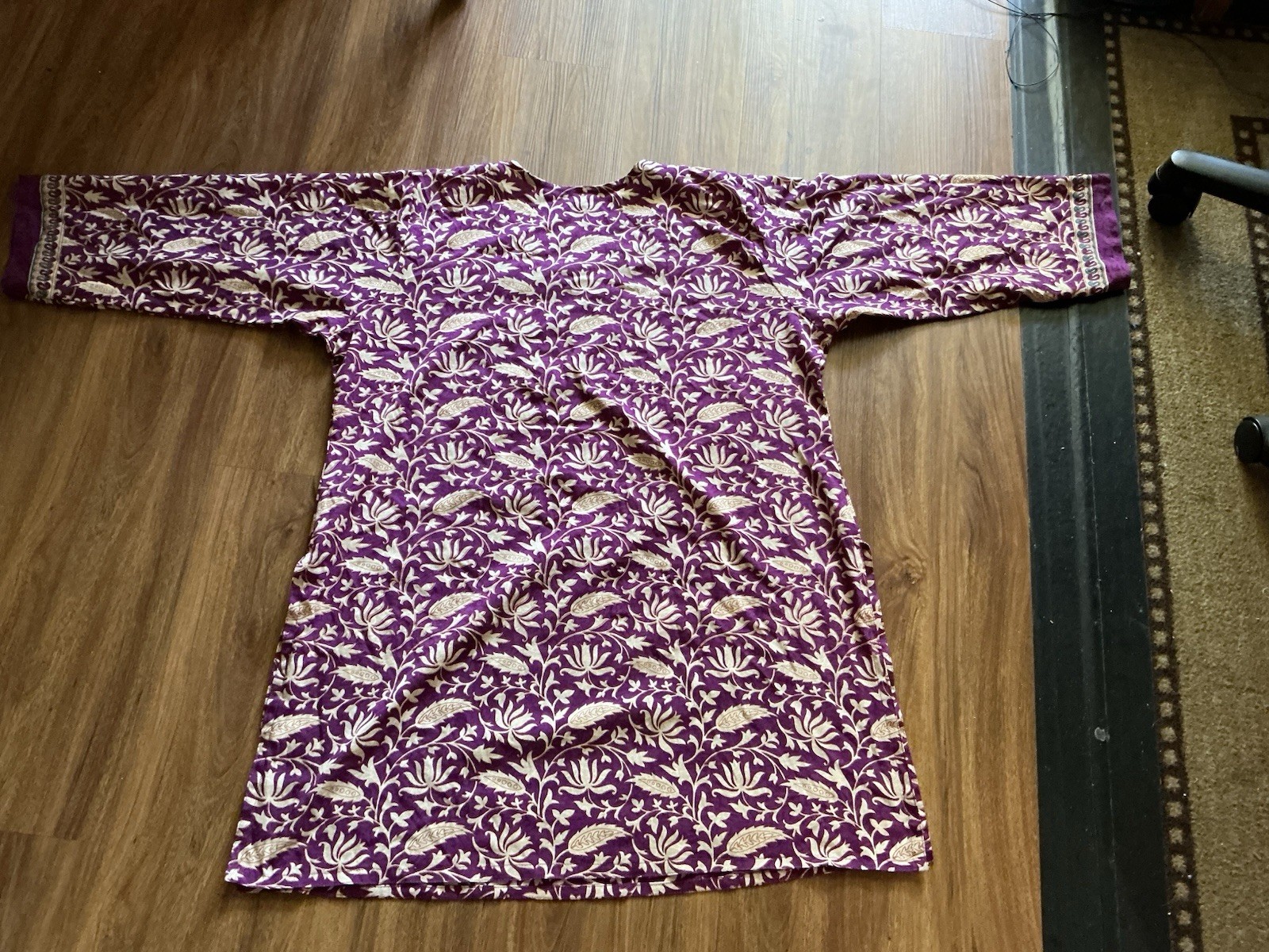 Polyester Crepe Flower Floral Purple Indian Kurta Kurti Top, 33” Long 46” Bust