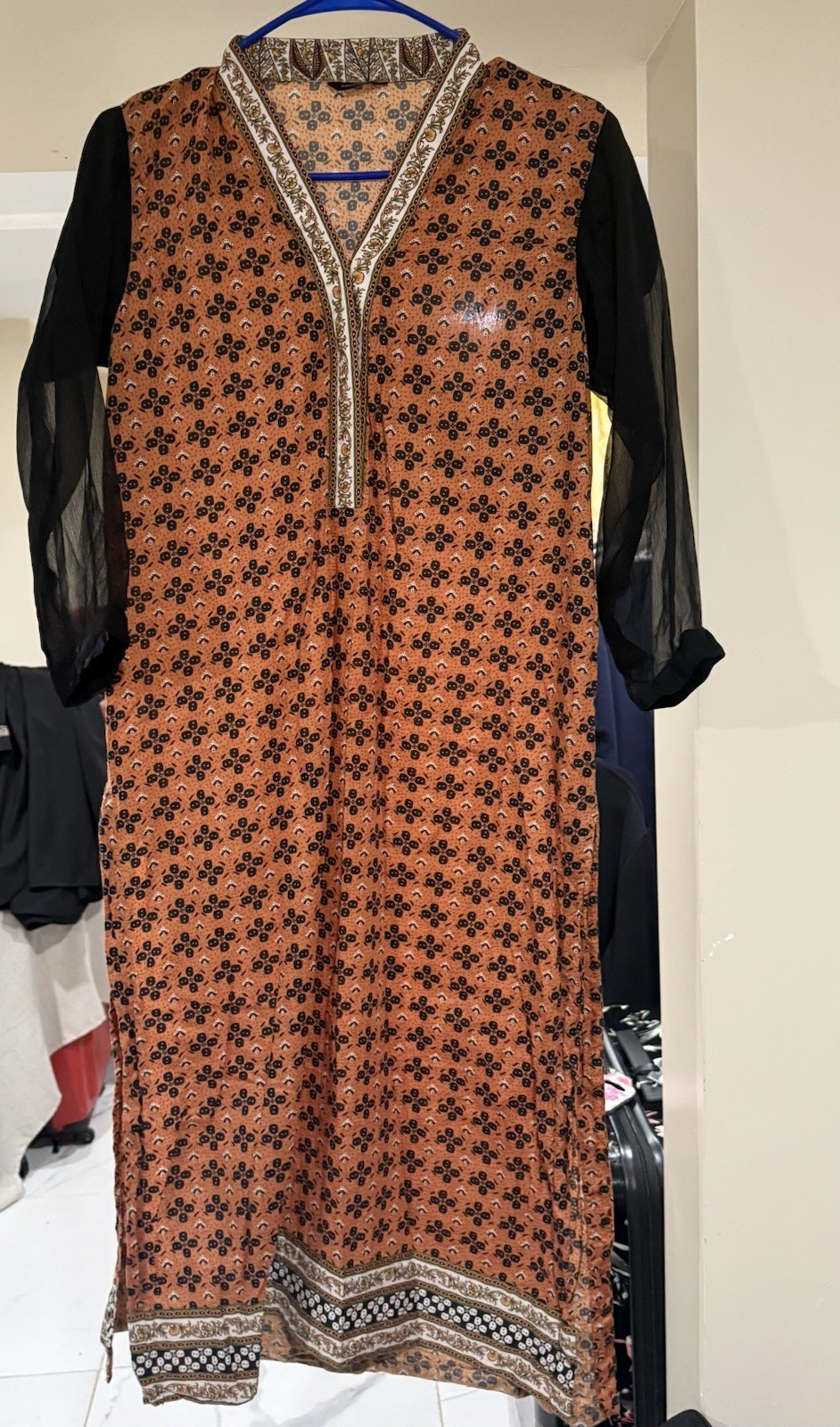 Pakistani/Indian Summer Long Shirt Kameez Sapphire Brand