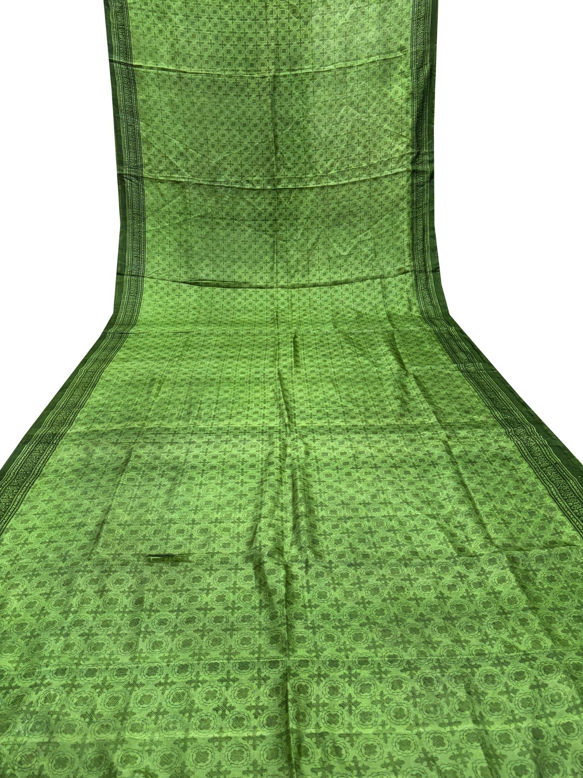Vintage Silk Saree for Crafting, Sewing, Quilting, Upcycled Projects SS2568