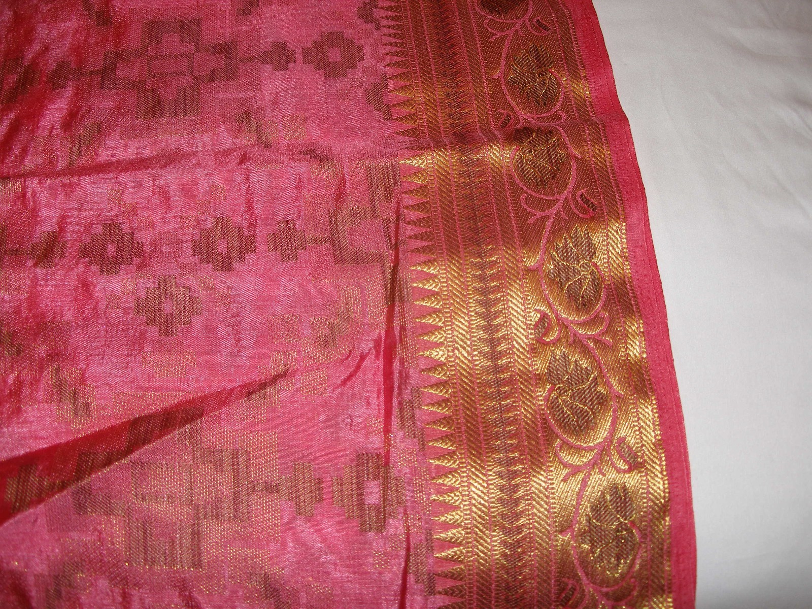 NEW SILK SARI WITH ZARI AND PINK COLOR