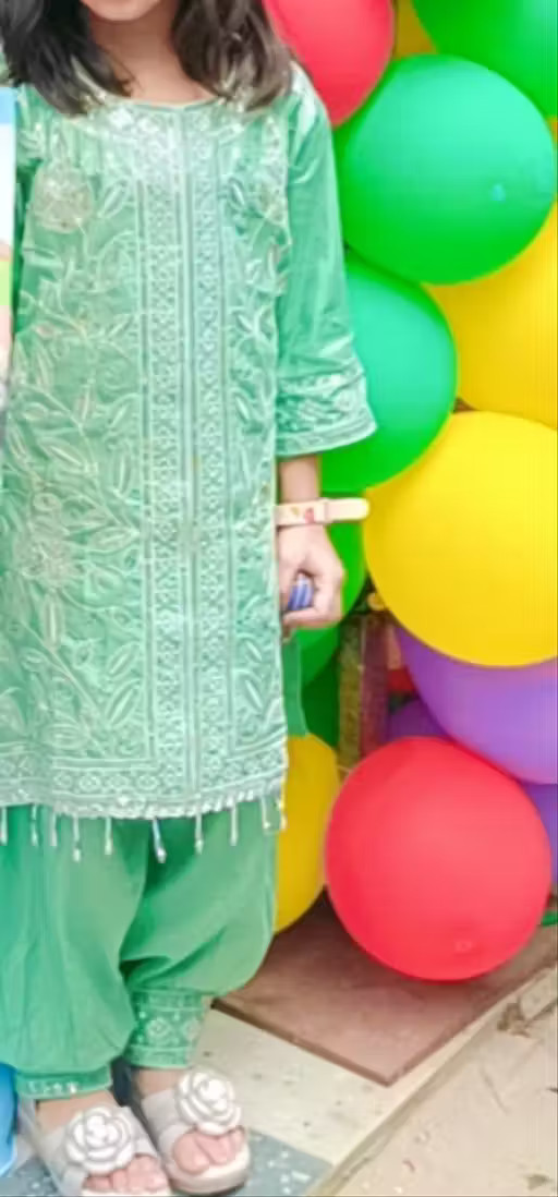 Trendy Ethnic Wear Girls Kurta Pajama Set Embroidered Top & Bottom Set