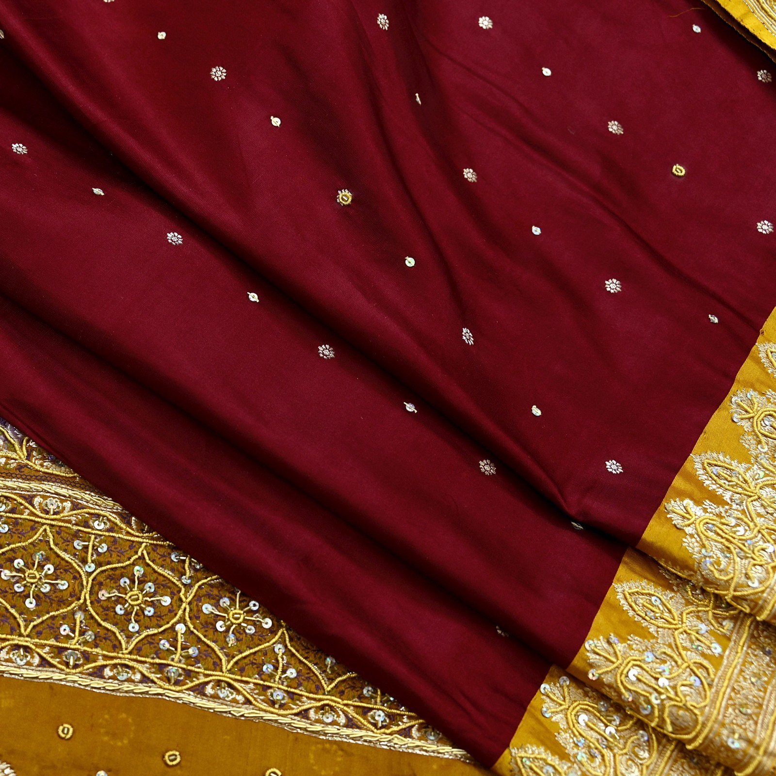 Vintage Heavy Saree Pure Satin Silk Hand Embroidered Banarsi Brocade Sari Dabka