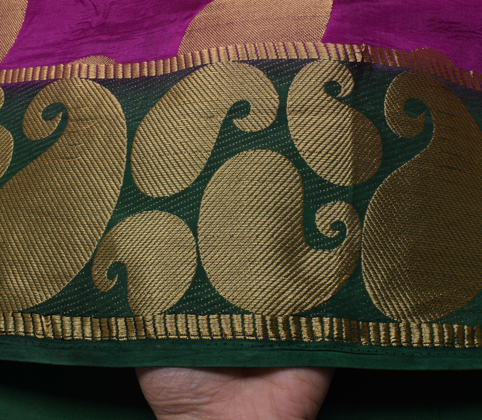 Sushila Vintage Purple Indian Saree Blend Silk Zari Woven Paisley Sari Fabric