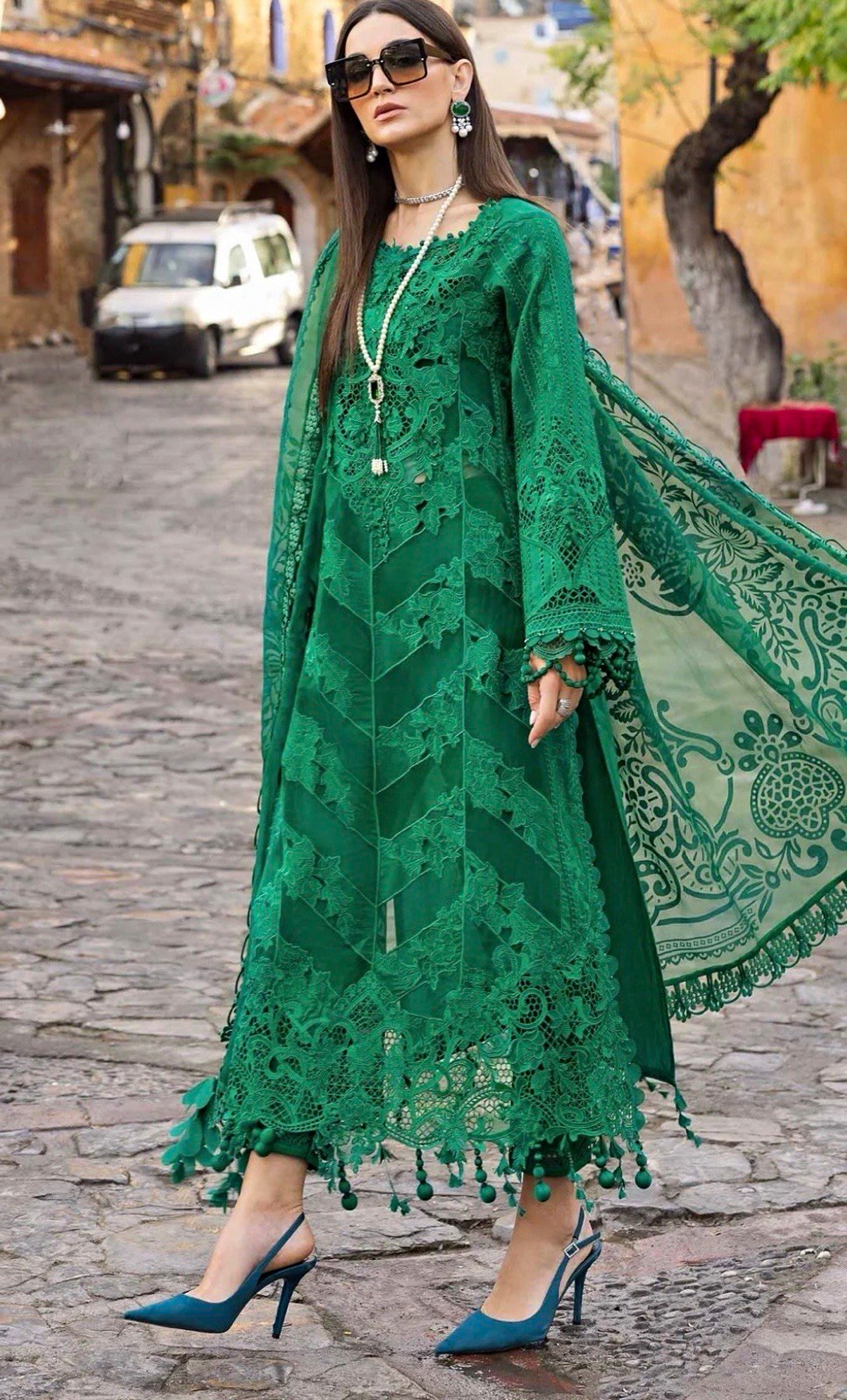 Handmade Women’s Pakistani Salwar Kameez Lace Embroidered 3PC Dupatta M