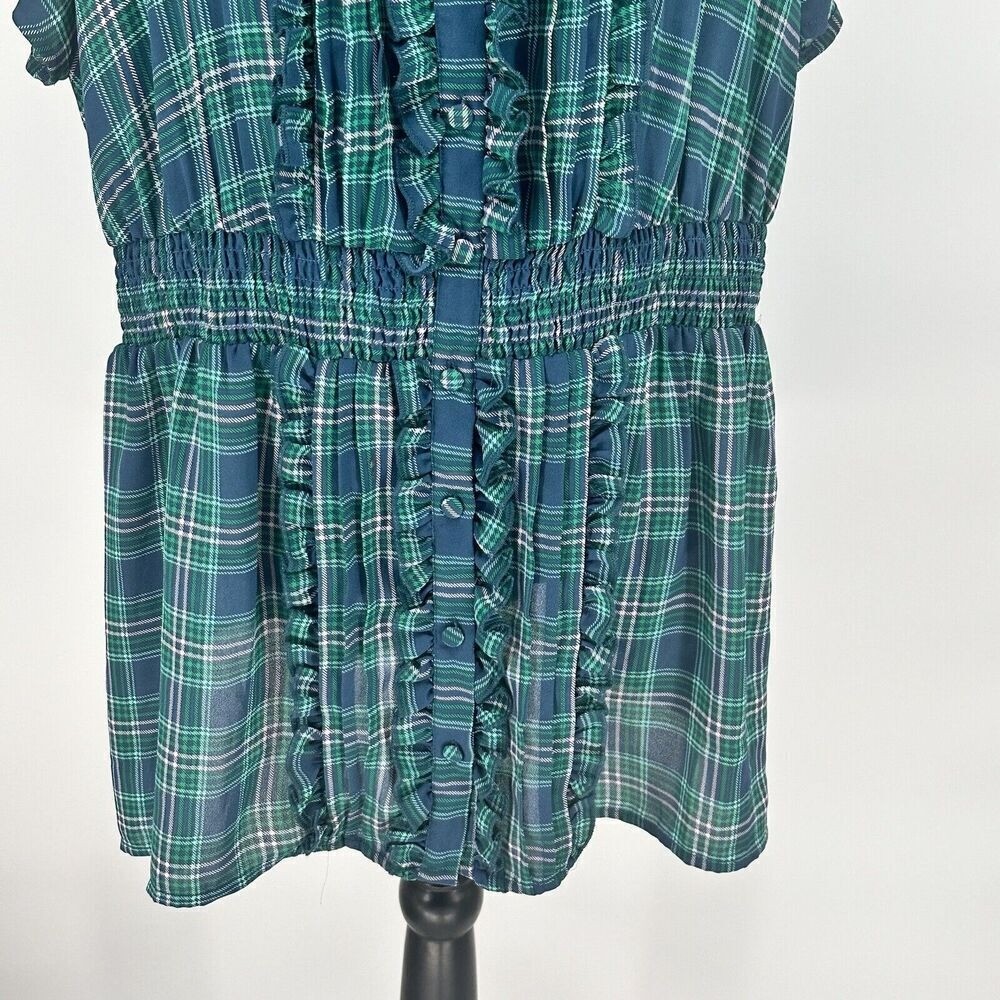 Torrid Womens Size 2 Green Plaid Ruffle Button Front Blouse Short Sleeve