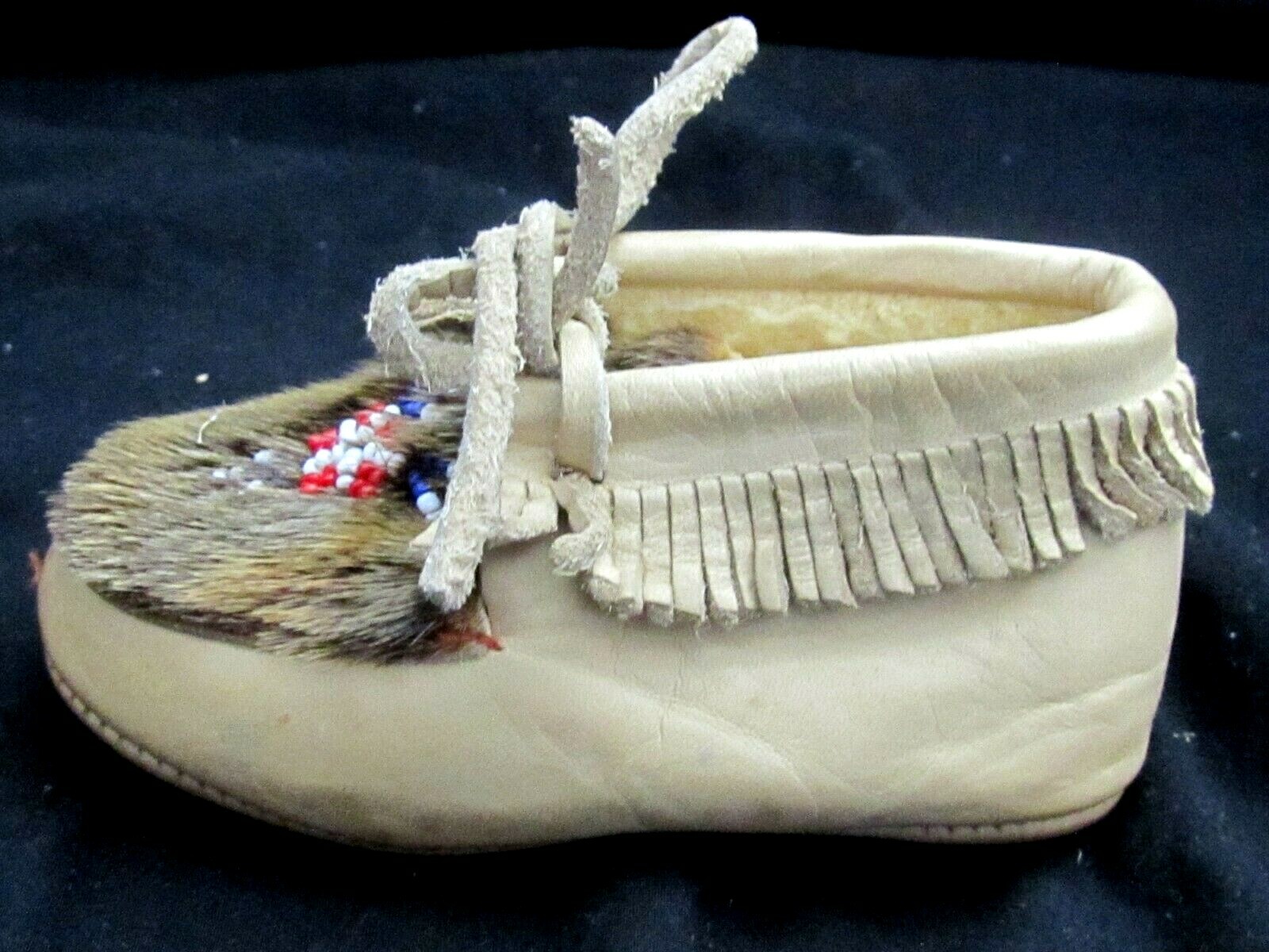 Vintage Native American CHILD size Leather and Deer Fur, Seed Beaded Moccasins