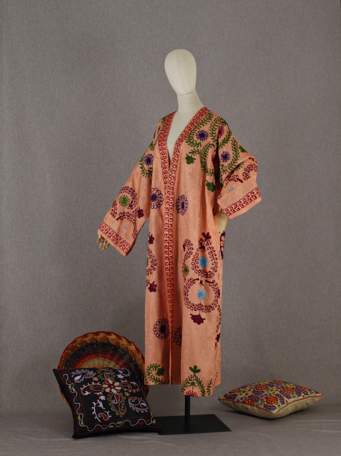 Vintage Uzbek Suzani Chapan Robe Jacket Embroidered OOAK Boho Ethnic Coat Kimono