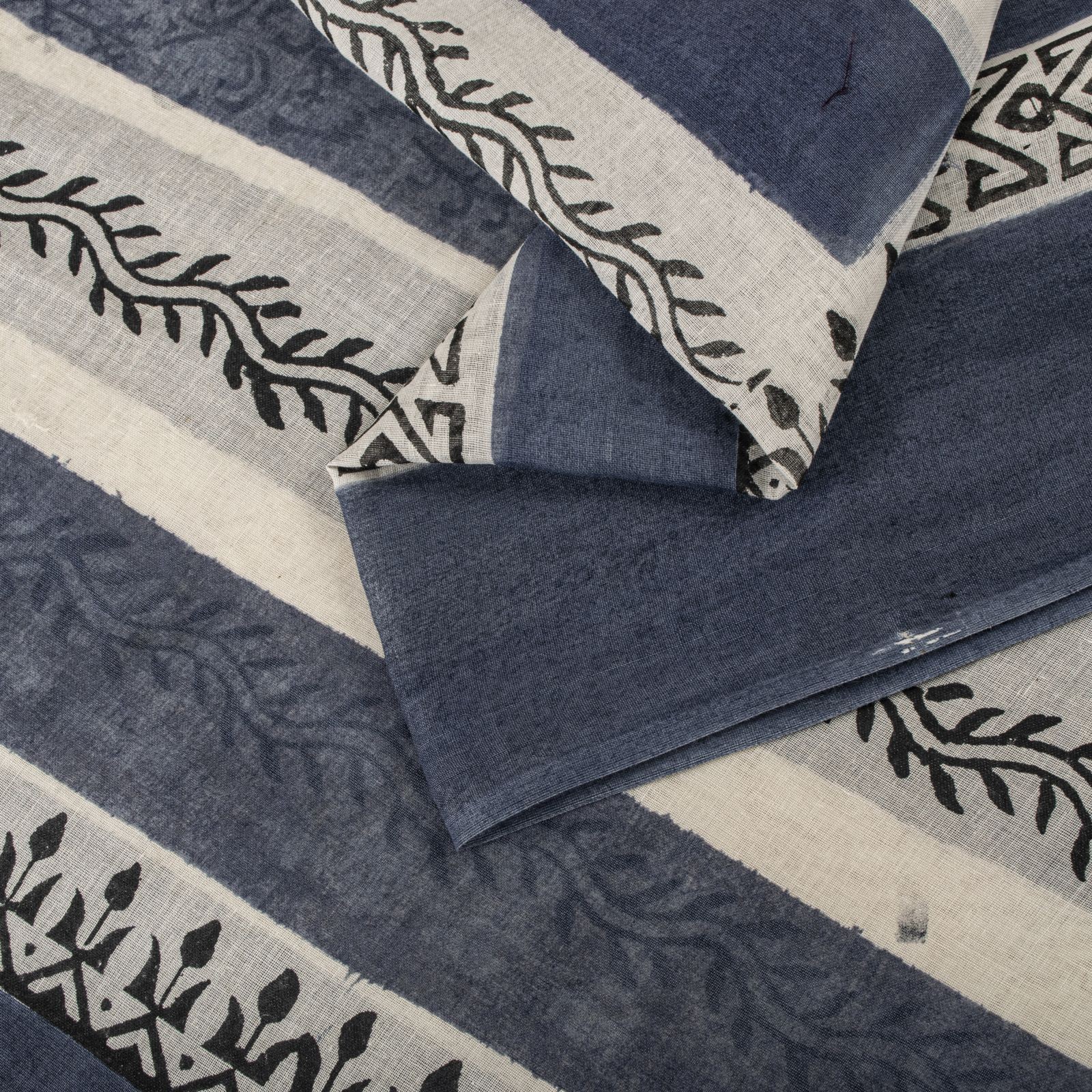 Sanskriti Vintage Saree White-Gray Pure Cotton Hand Block Printed Sari 5Ydfabric