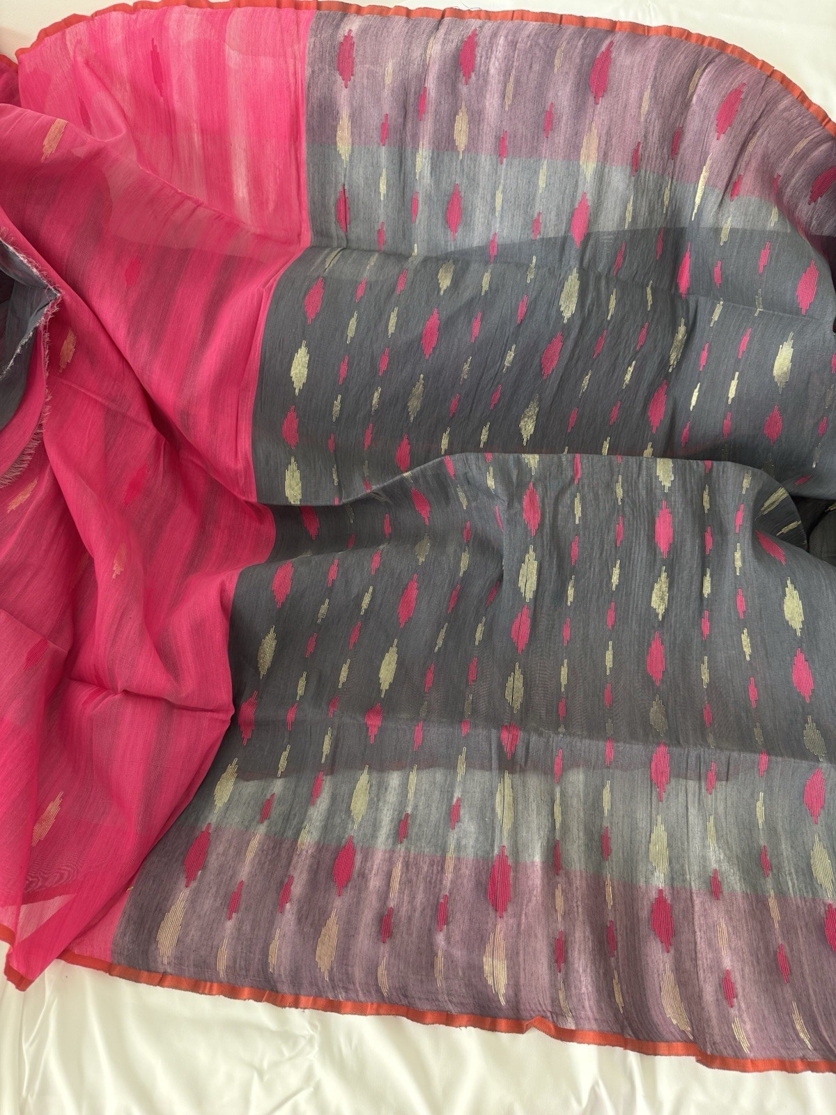 NEW, Handmade, Original Dhakai Jamdani Saree ( item#L2137 ) Only $29