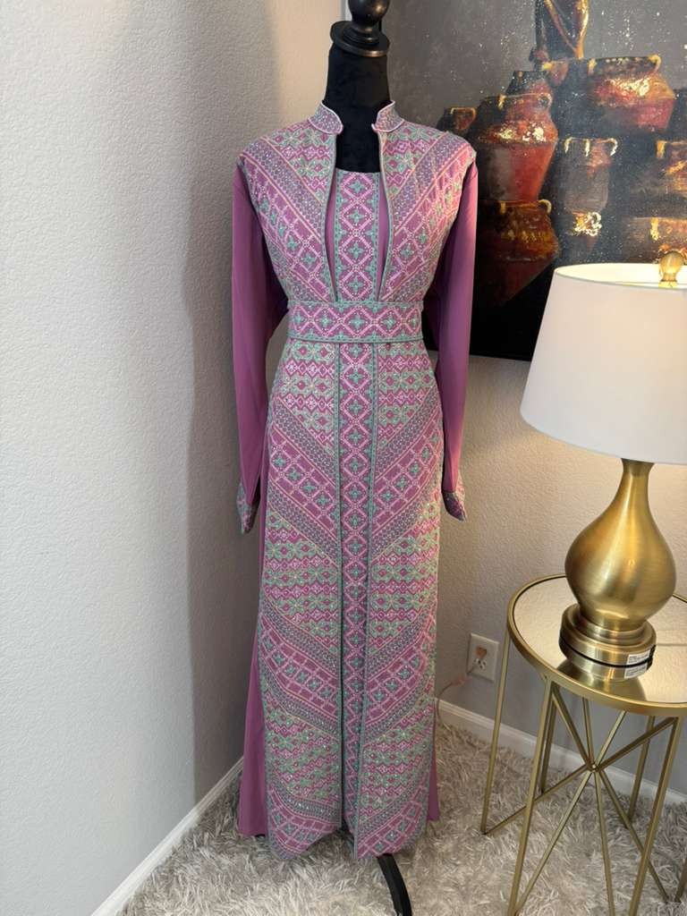 Jameelah Thobe Set – Women’s Embroidered Dress, Perfect for Eid, Abaya, Ramadan