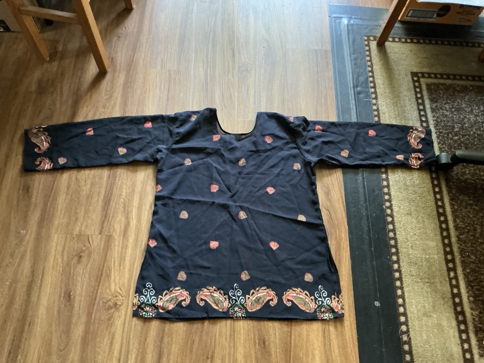 Polyester Chiffon Paisley Indian Kurta Kurti Top, 27” Long, 42” Bust, New