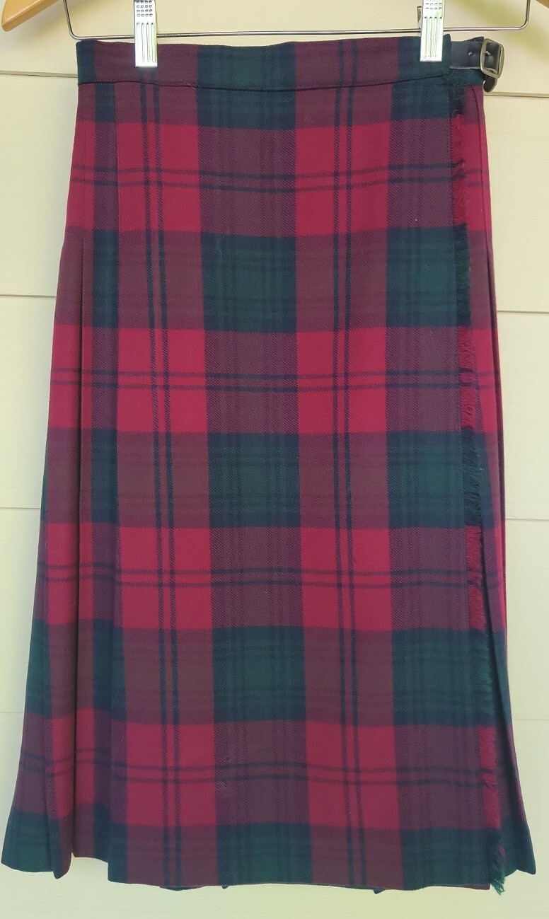Vtg The London House 100% Wool Kilt Skirt Leather Strap Womens size S Green red