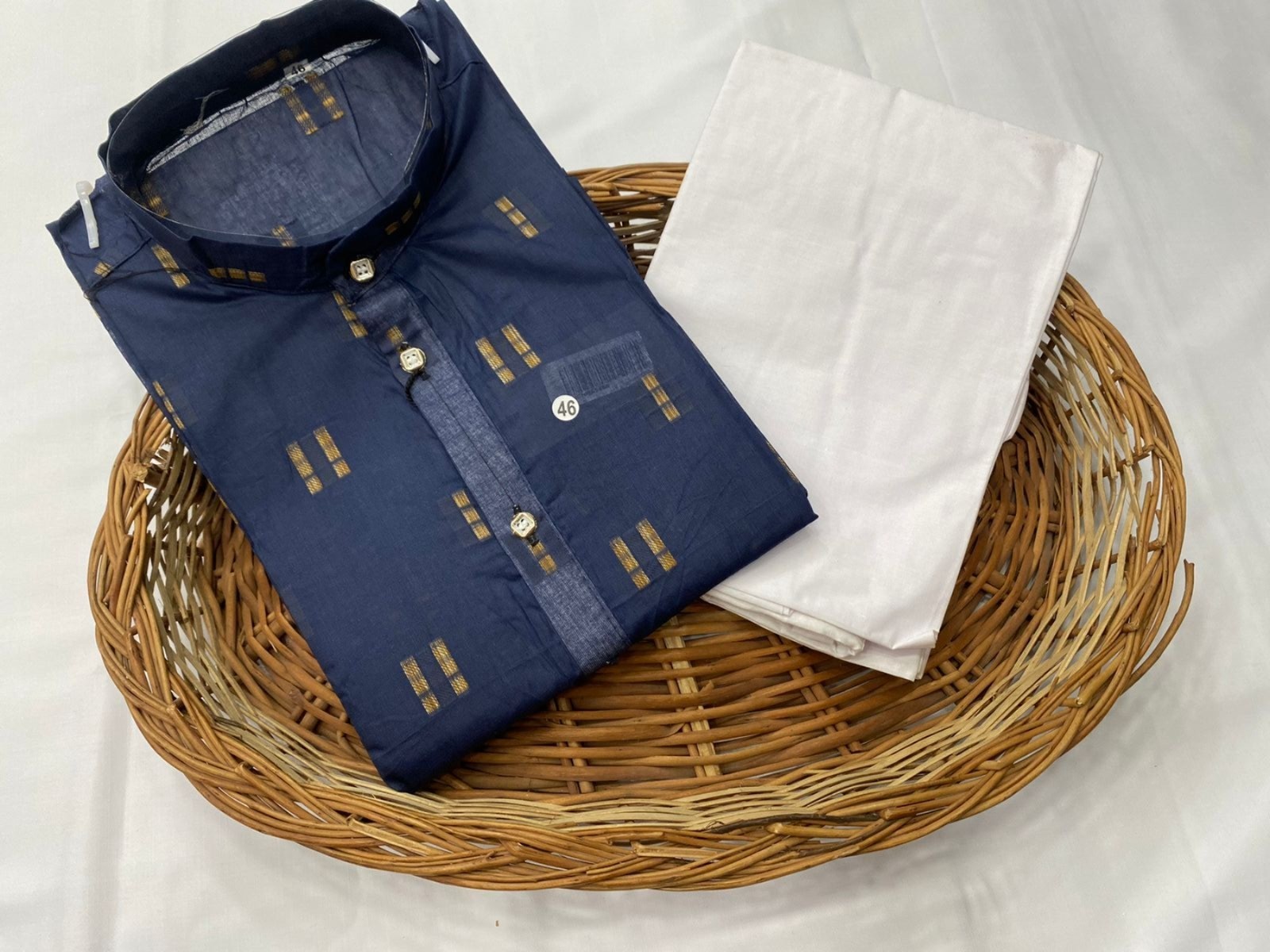 Pure Cotton White Color Plain Navy Blue Ethnic Festival Mens Kurta For Gift