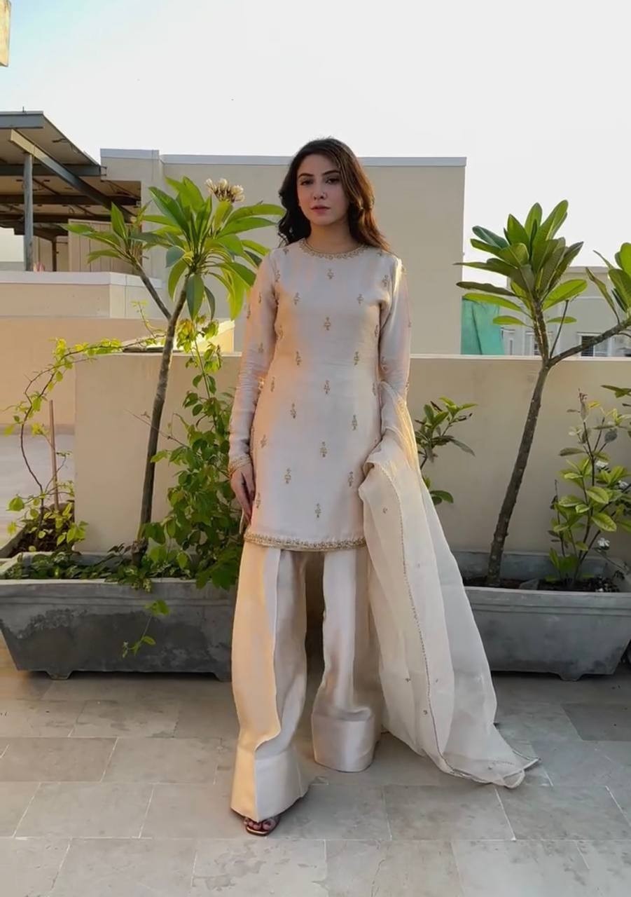 Glam Natural White Satin Farshi Plazzo Suit Set Ensemble with Organza Dupatta